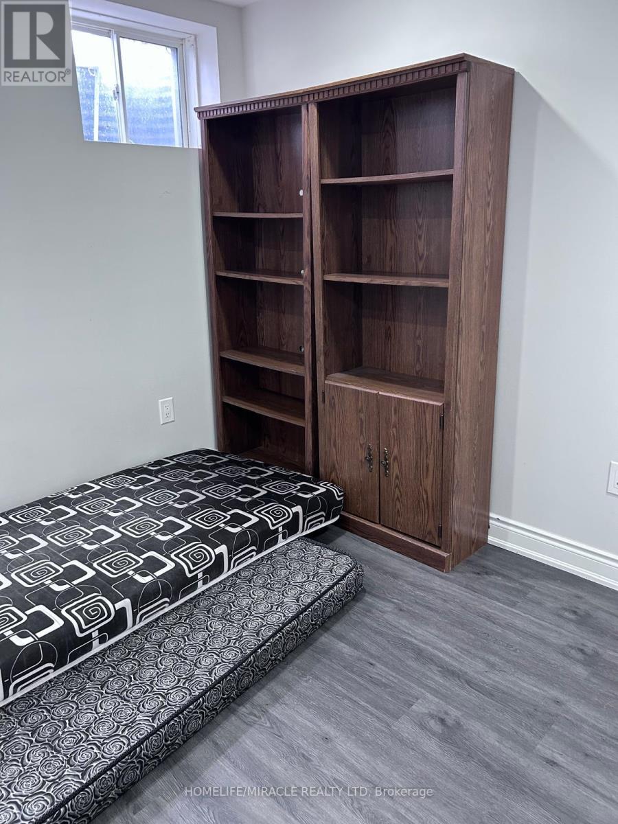 21 DONLAMONT CIRCLE, Brampton (Northwest Brampton), Ontario, L7A4T5 — Photo 24