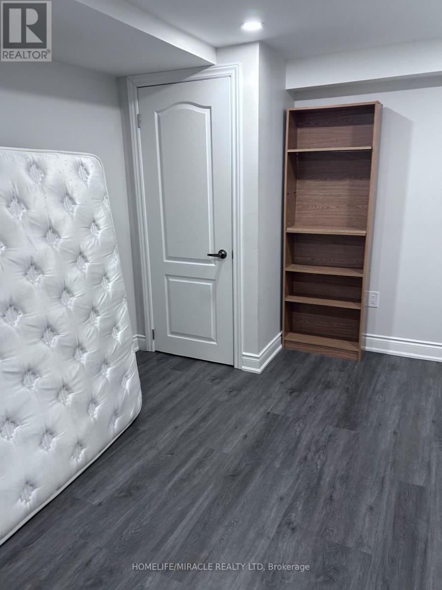 21 DONLAMONT CIRCLE, Brampton (Northwest Brampton), Ontario, L7A4T5 — Photo 26