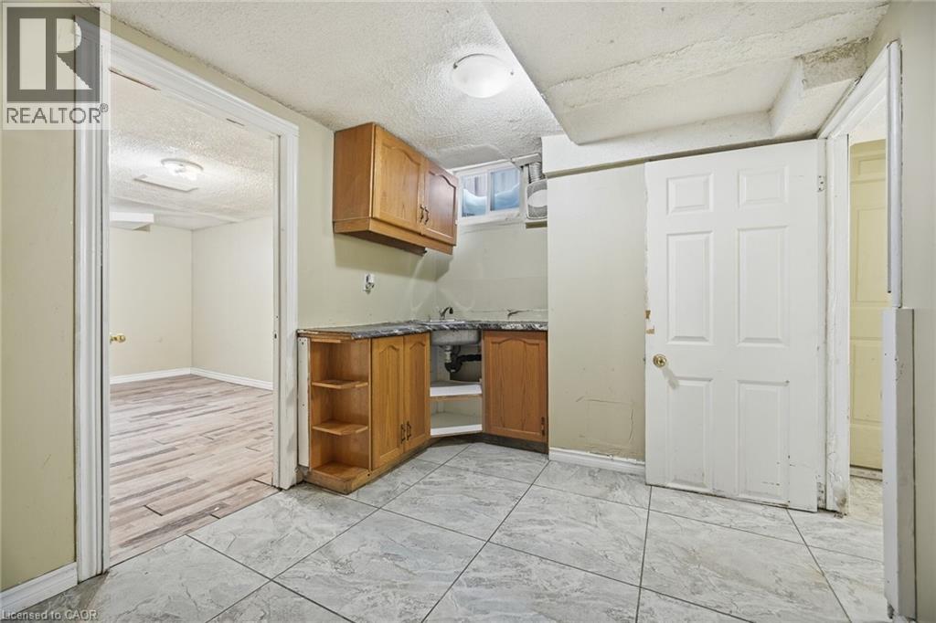 1 DONALDSON Drive, Brampton, Ontario, L6Y3G7 — Photo 40