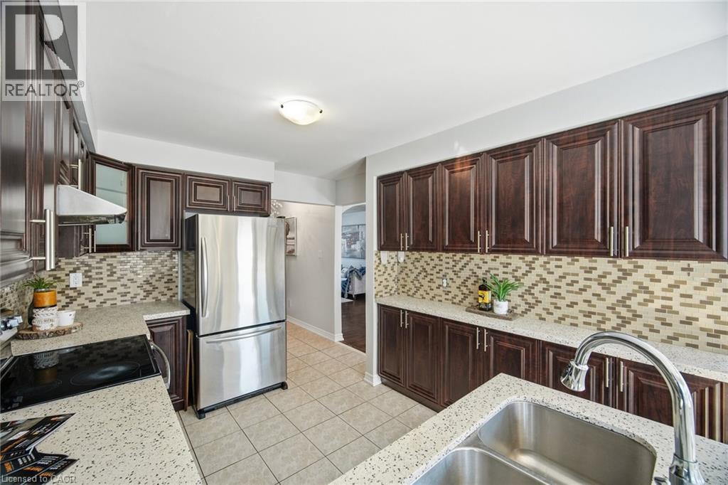 1 DONALDSON Drive, Brampton, Ontario, L6Y3G7 — Photo 6
