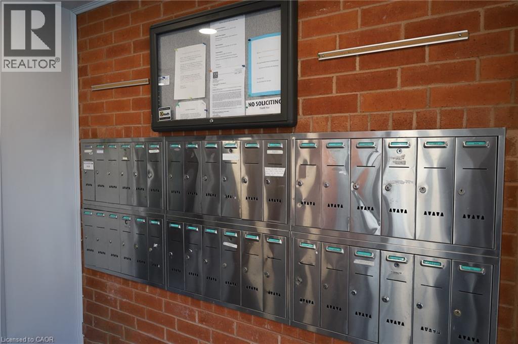 500 WESTMOUNT Road W Unit# 103, Kitchener, Ontario, N2M5M9 — Photo 16