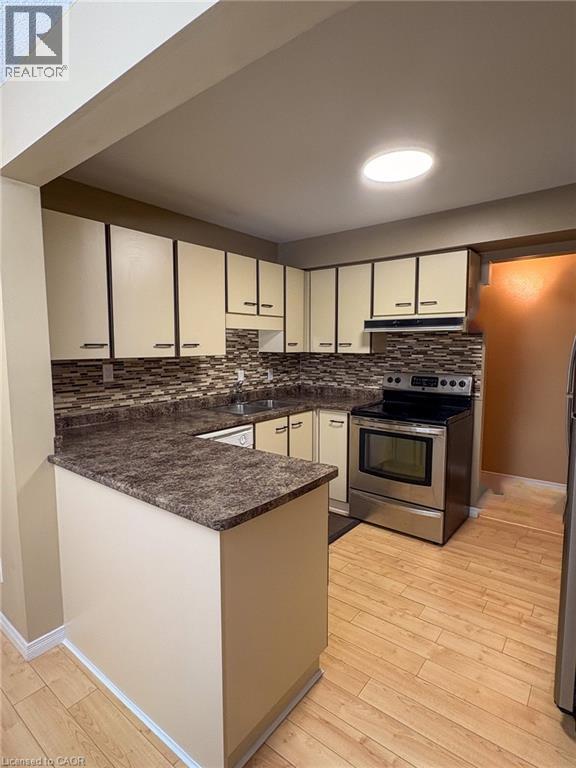 500 WESTMOUNT Road W Unit# 103, Kitchener, Ontario, N2M5M9 — Photo 8