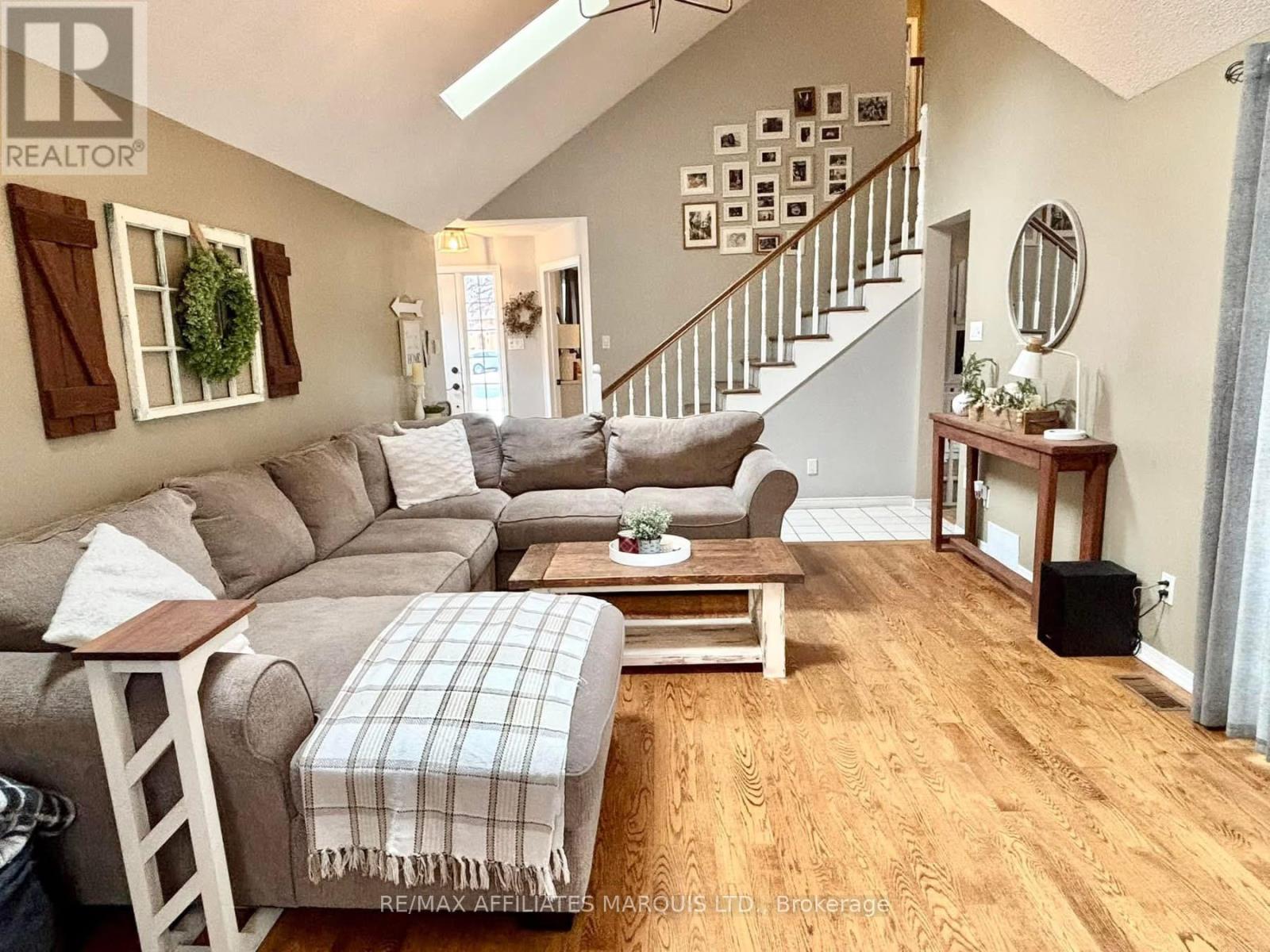 20 FORESTDALE CRESCENT, Cornwall, Ontario, K6K1V7 — Photo 7