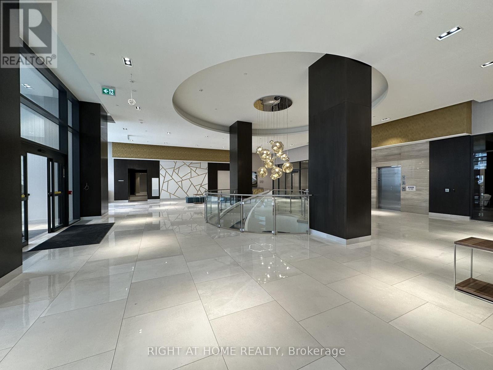 2115 - 9000 JANE STREET, Vaughan (Vellore Village), Ontario, L4K0M6 — Photo 12