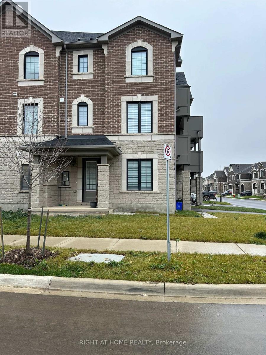 1593 MOIRA CRESCENT, Milton (BW Bowes), Ontario, L9E1X8 — Photo 2