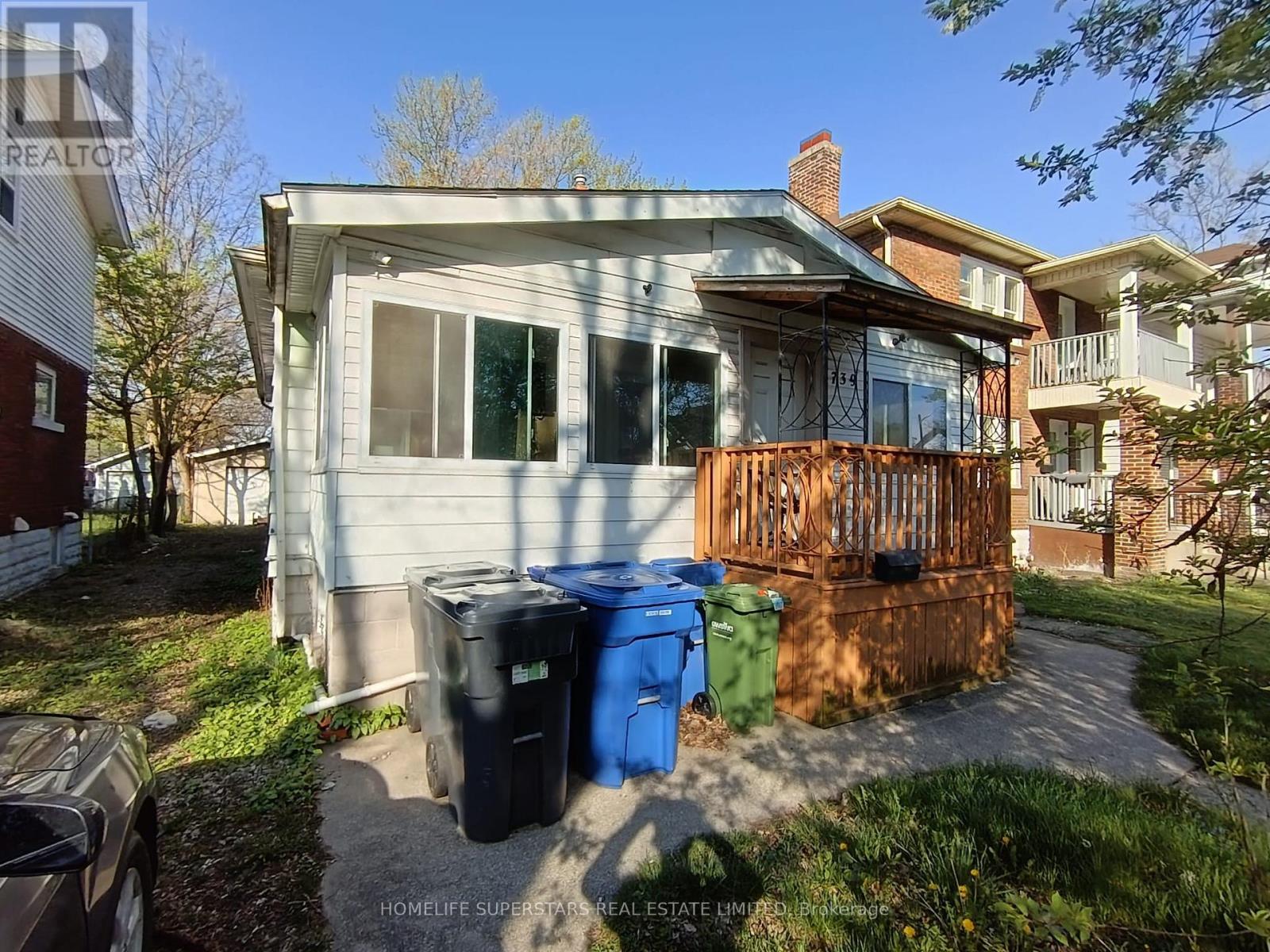 739 CAMPBELL AVENUE, Windsor, Ontario, N9B2H6 — Photo 4