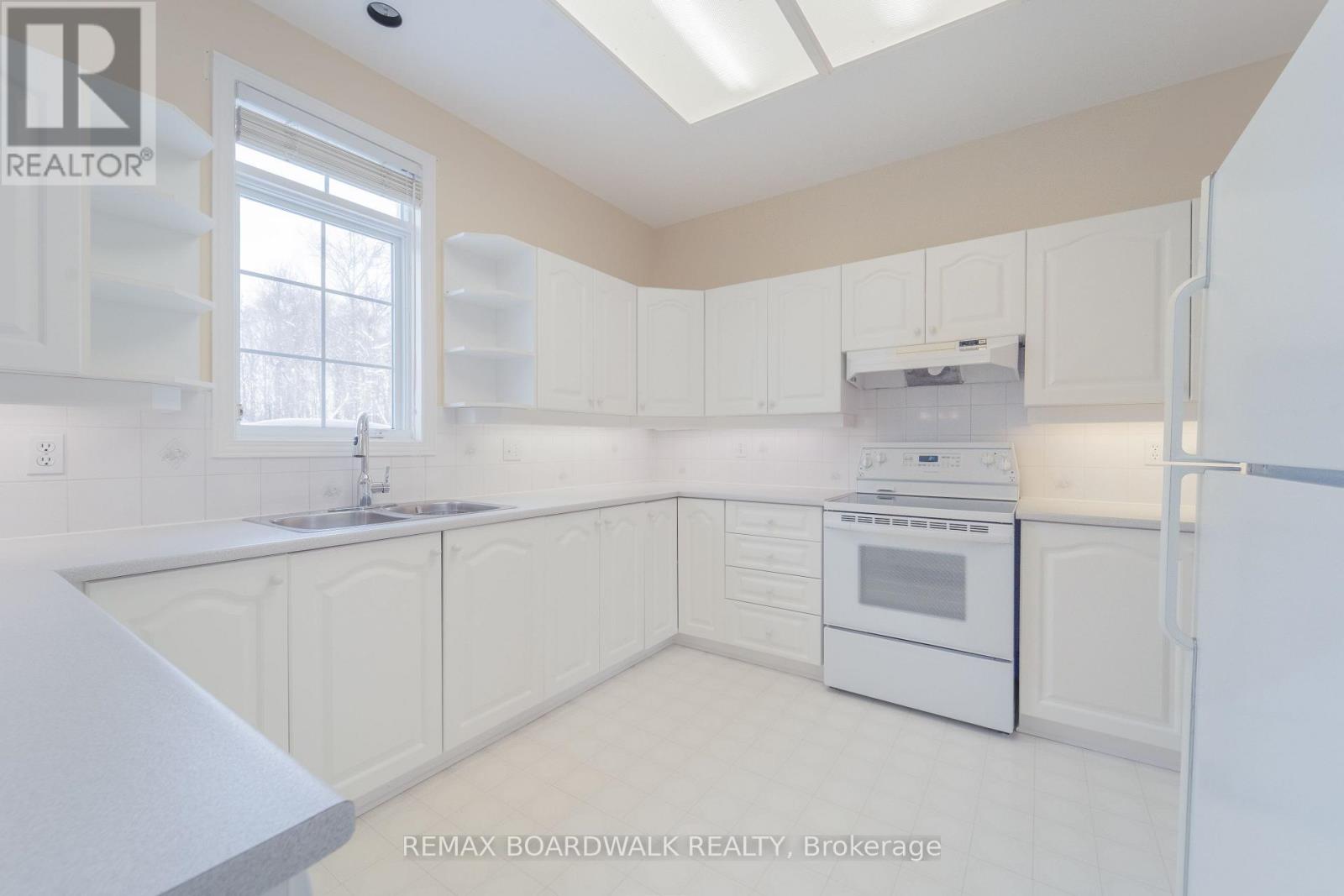 57 MATTAWA CRESCENT, Ottawa, Ontario, K2M2E8 — Photo 12