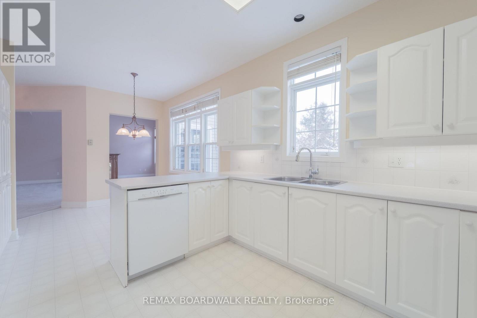 57 MATTAWA CRESCENT, Ottawa, Ontario, K2M2E8 — Photo 13