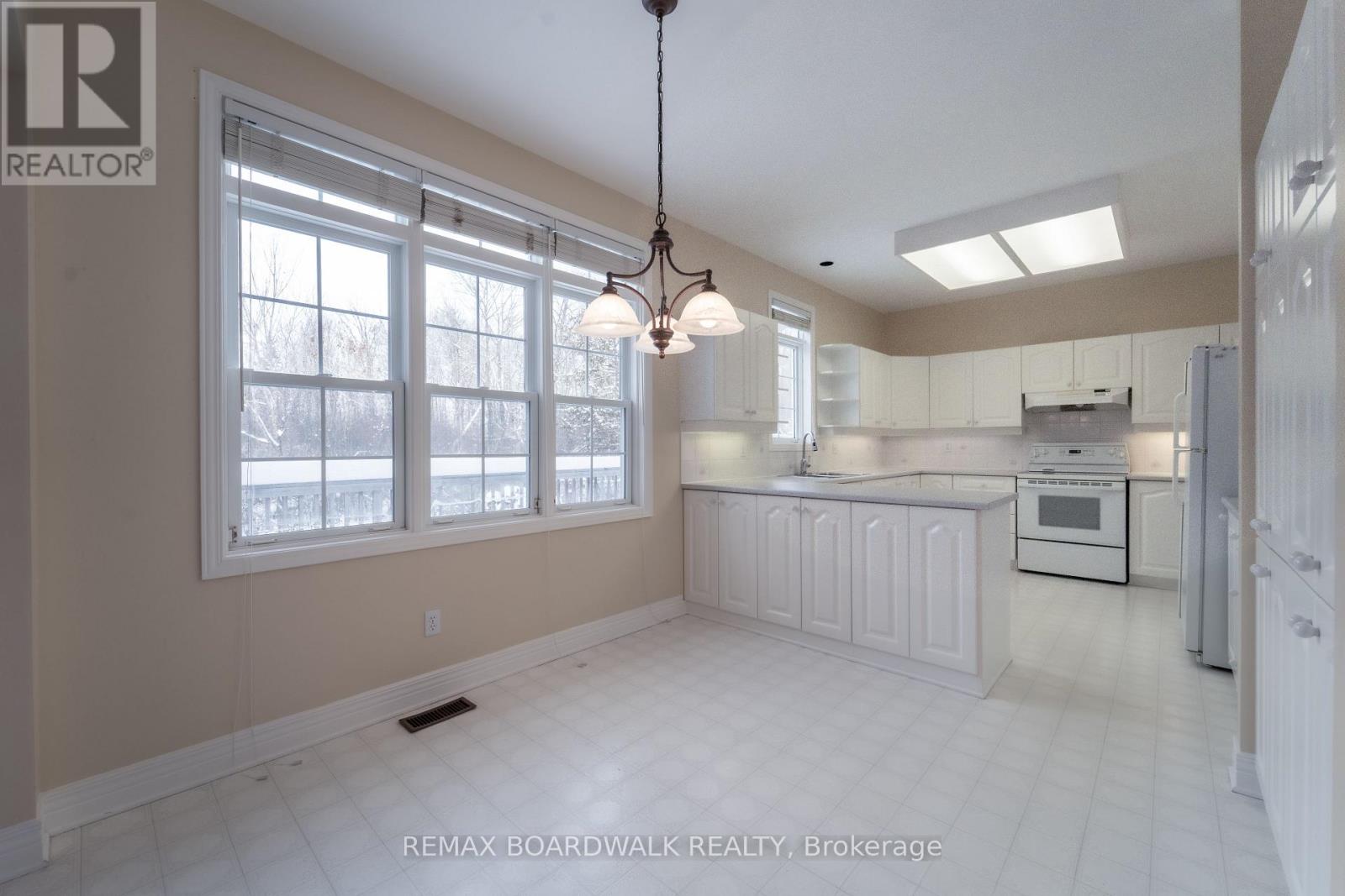 57 MATTAWA CRESCENT, Ottawa, Ontario, K2M2E8 — Photo 16