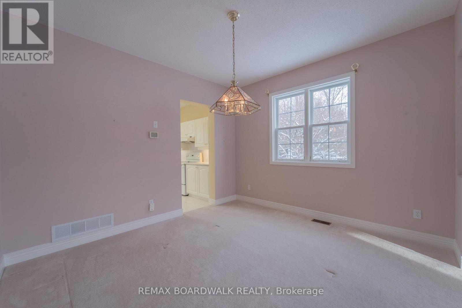 57 MATTAWA CRESCENT, Ottawa, Ontario, K2M2E8 — Photo 9