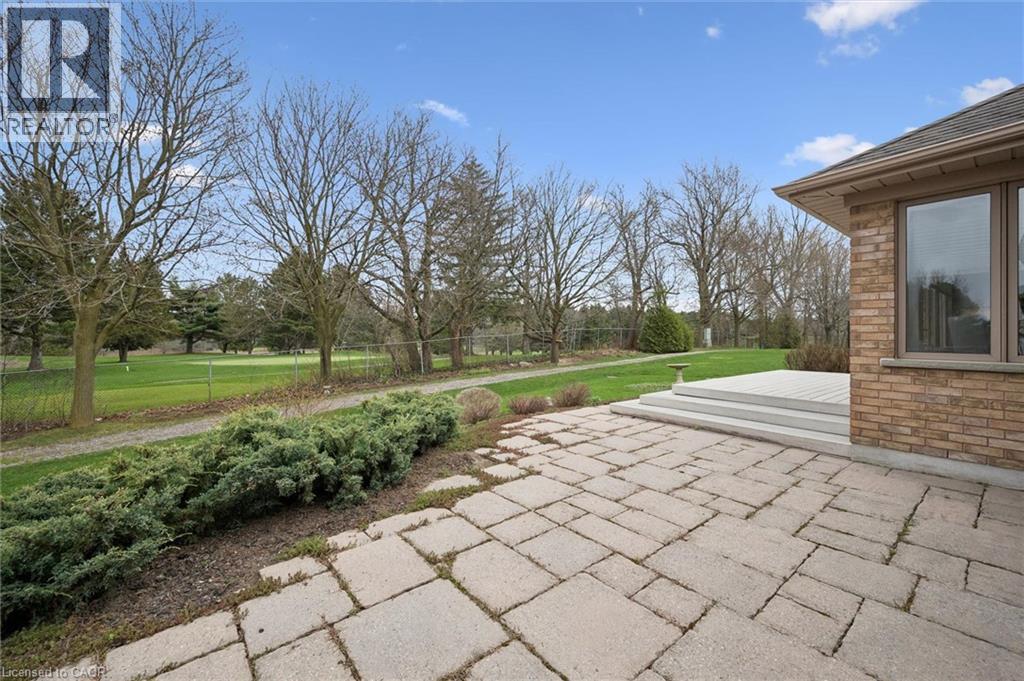 140 GOLF LINKS Drive, Baden, Ontario, N3A3P1 — Photo 30