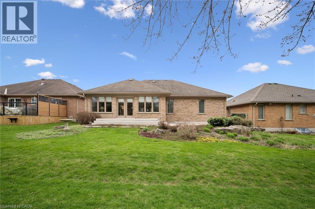 140 GOLF LINKS Drive, Baden, Ontario, N3A3P1 — Photo 34