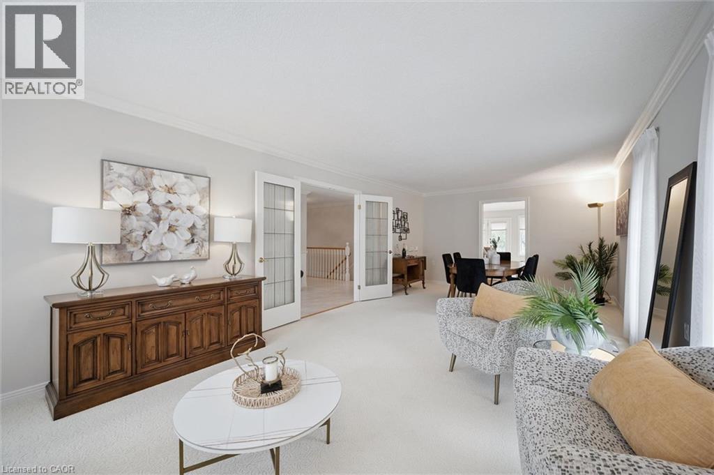 140 GOLF LINKS Drive, Baden, Ontario, N3A3P1 — Photo 4
