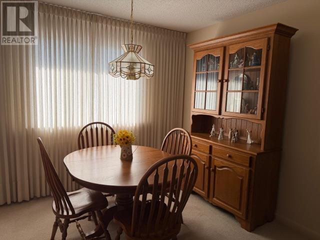 414 Sycamore PL, Thunder Bay, Ontario, P7C1W9 — Photo 2