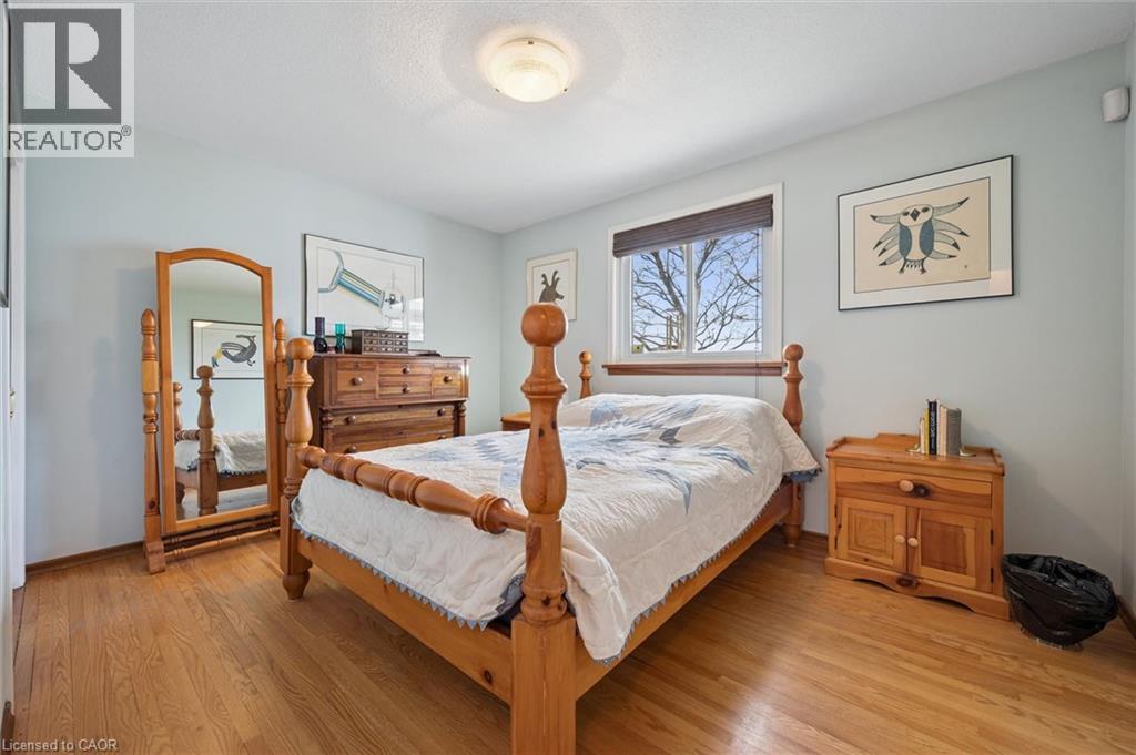 26 PARKHILL Court, Kitchener, Ontario, N2C2C4 — Photo 14