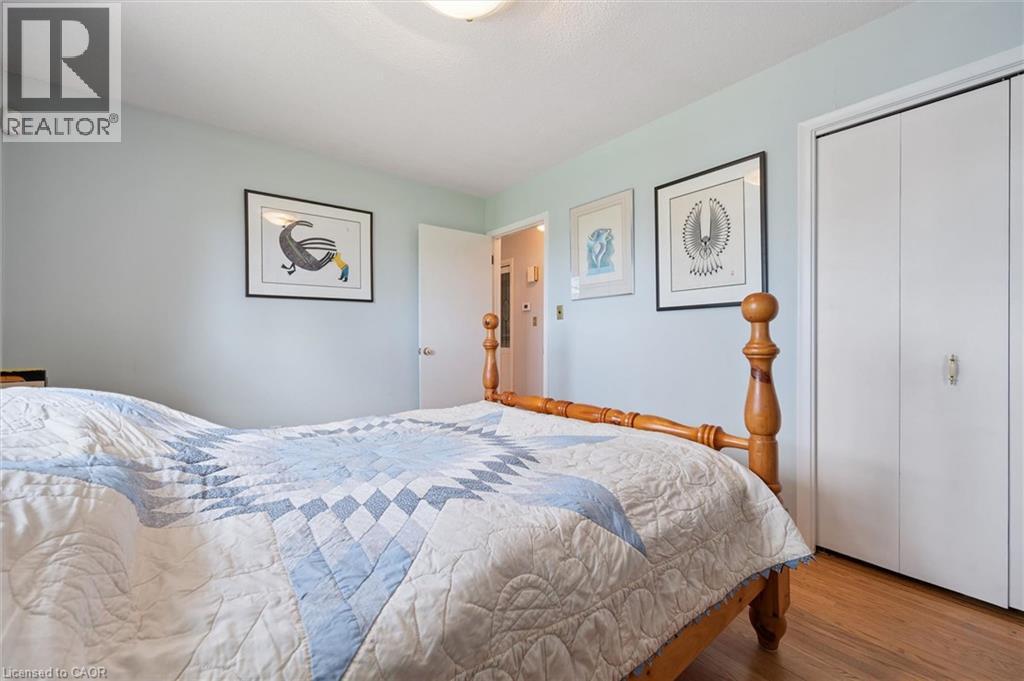 26 PARKHILL Court, Kitchener, Ontario, N2C2C4 — Photo 15