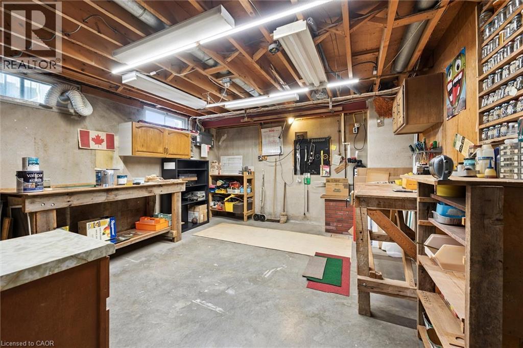 26 PARKHILL Court, Kitchener, Ontario, N2C2C4 — Photo 27