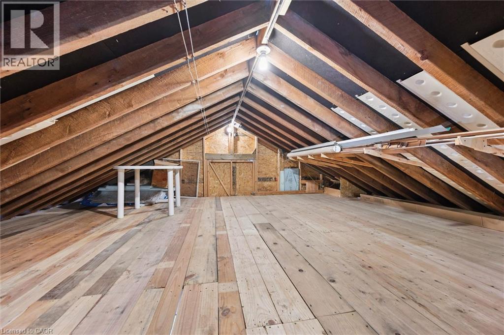 26 PARKHILL Court, Kitchener, Ontario, N2C2C4 — Photo 32