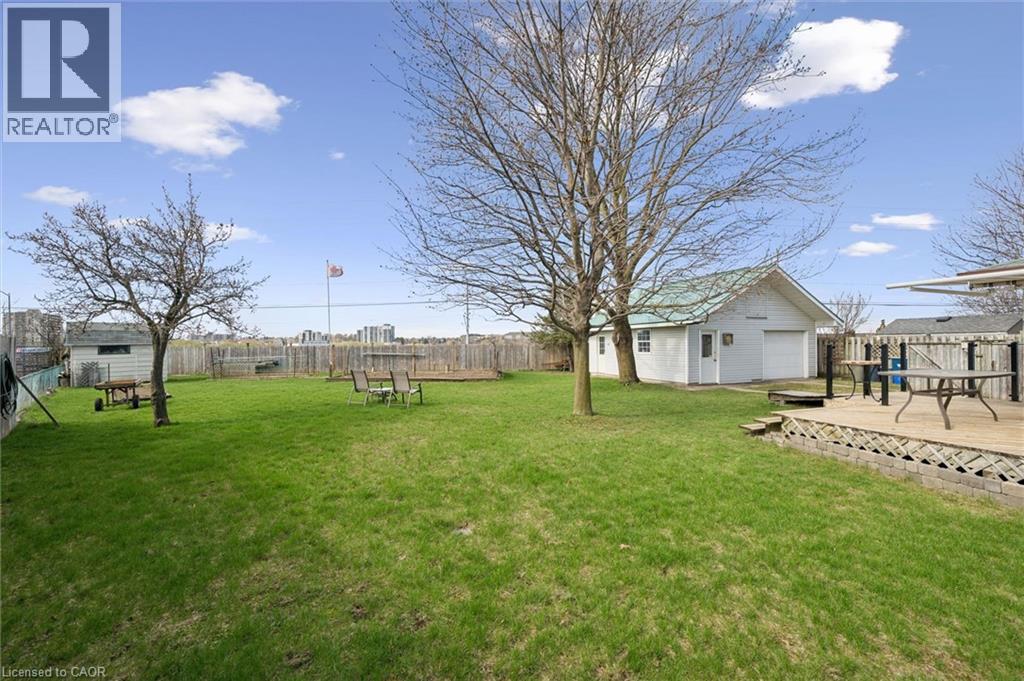 26 PARKHILL Court, Kitchener, Ontario, N2C2C4 — Photo 36