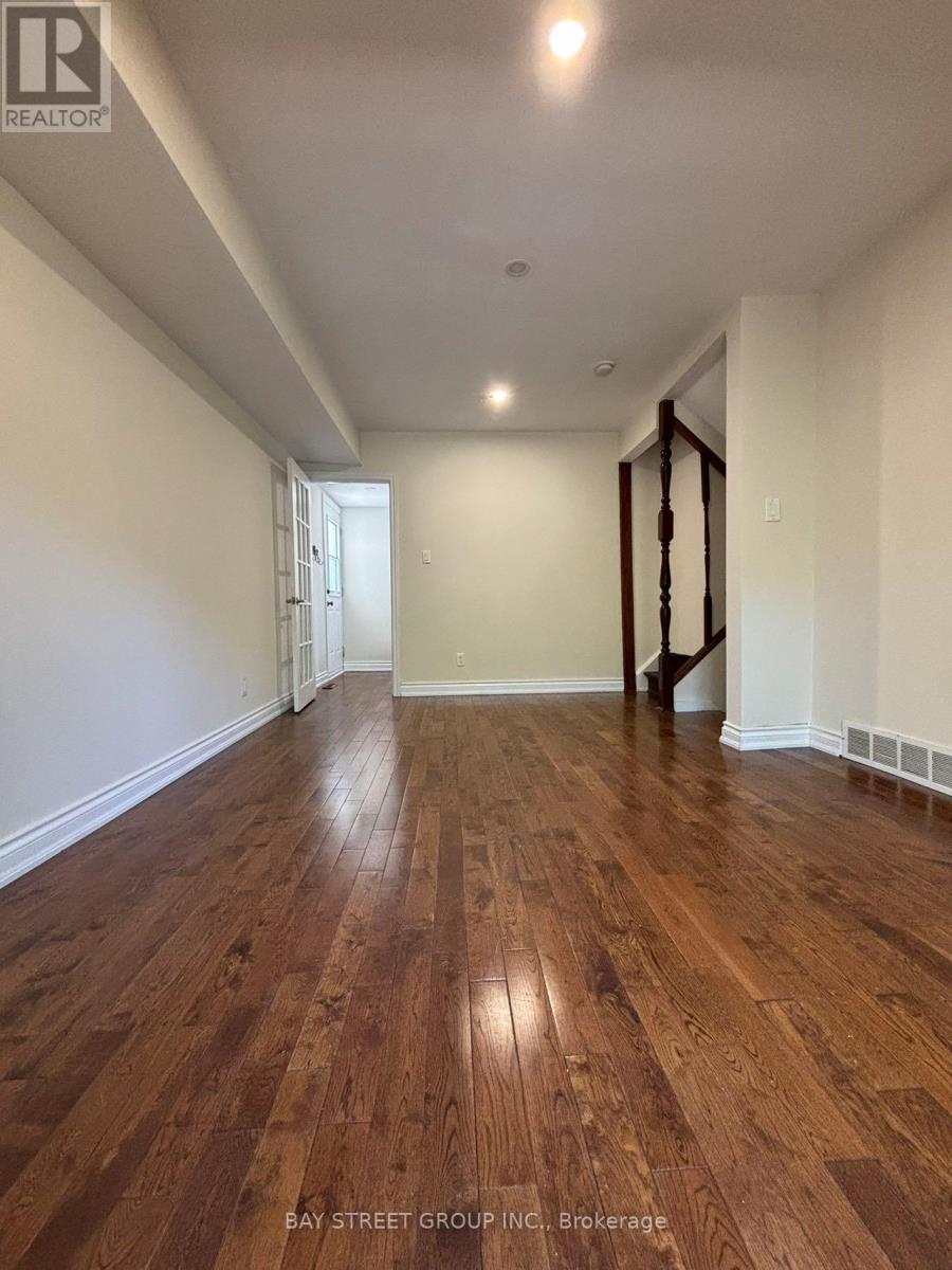 4351 DUBLIN CRESCENT, Burlington (Shoreacres), Ontario, L7L2S4 — Photo 5