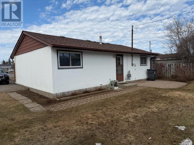 1500 Mary St West, Thunder Bay, Ontario, P7E4N1 — Photo 2