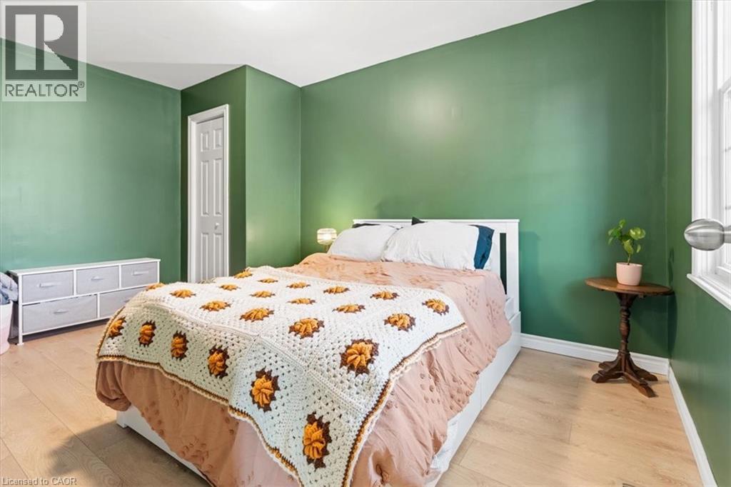 29 WEXFORD Avenue N, Hamilton, Ontario, L8H4M2 — Photo 10