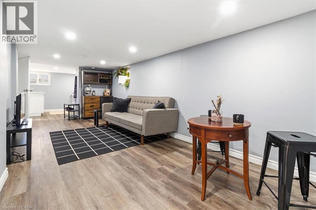 29 WEXFORD Avenue N, Hamilton, Ontario, L8H4M2 — Photo 23