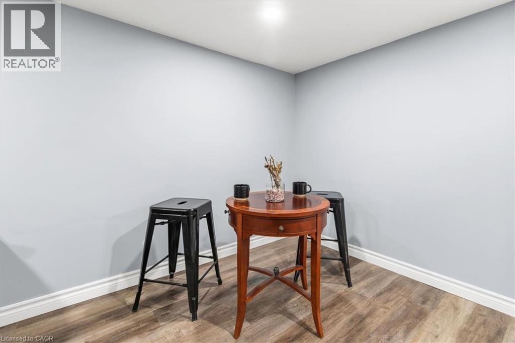 29 WEXFORD Avenue N, Hamilton, Ontario, L8H4M2 — Photo 25