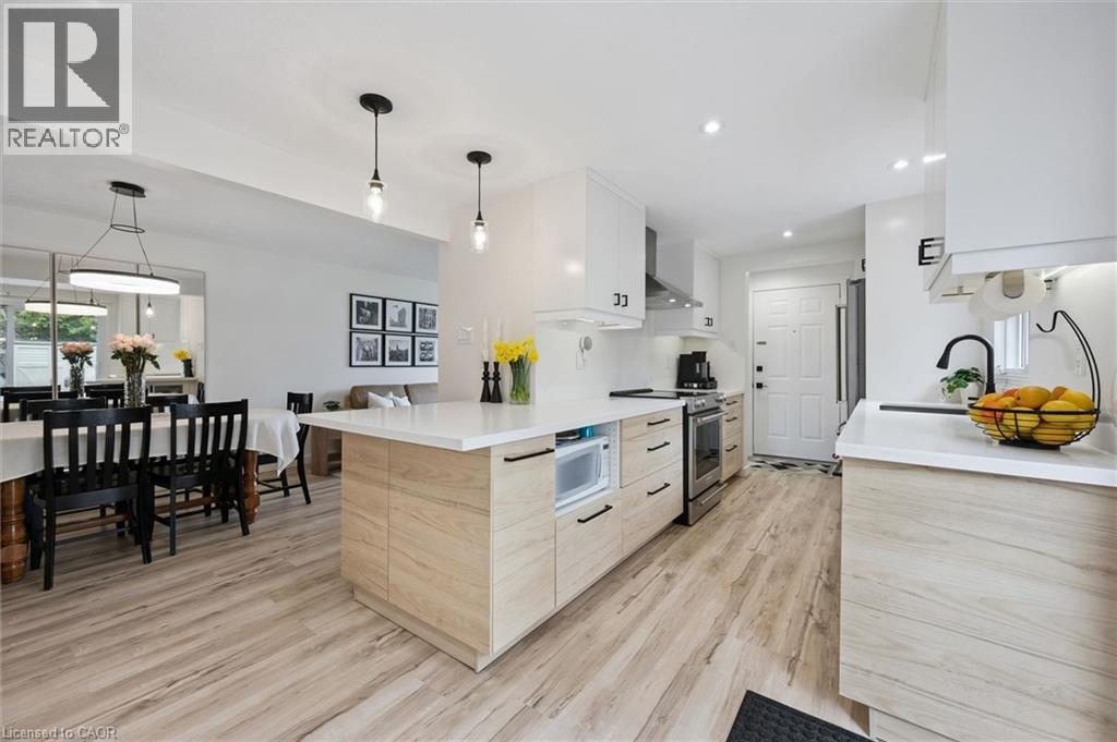 54 HARVEST Court, Kitchener, Ontario, N2P1T3 — Photo 21