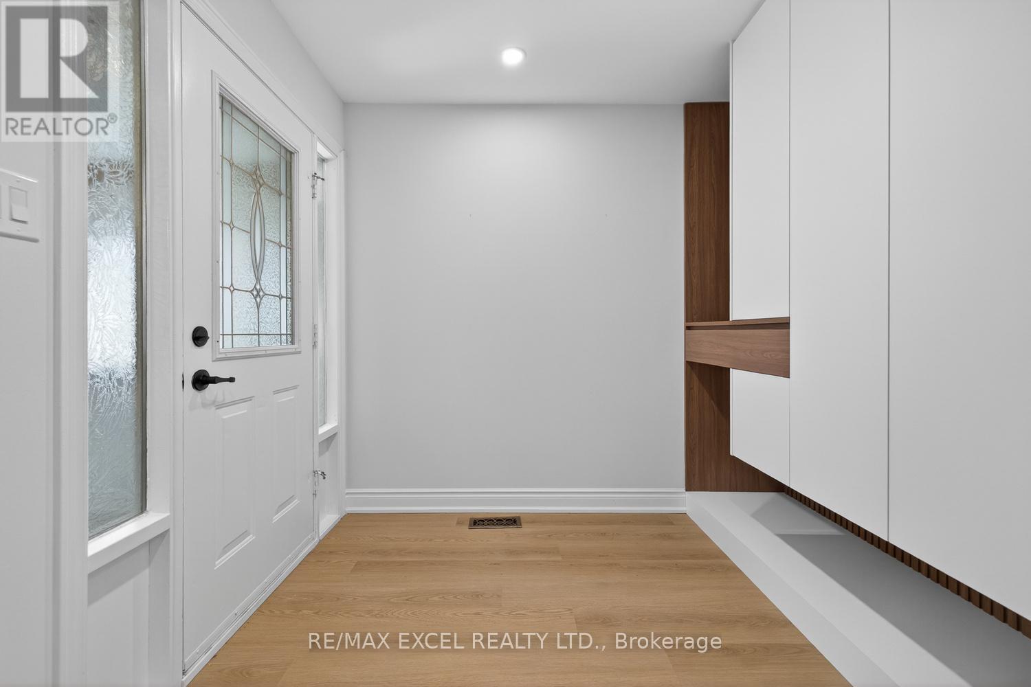 112 OCTOBER LANE, Aurora (Aurora Grove), Ontario, L4G6Z8 — Photo 4