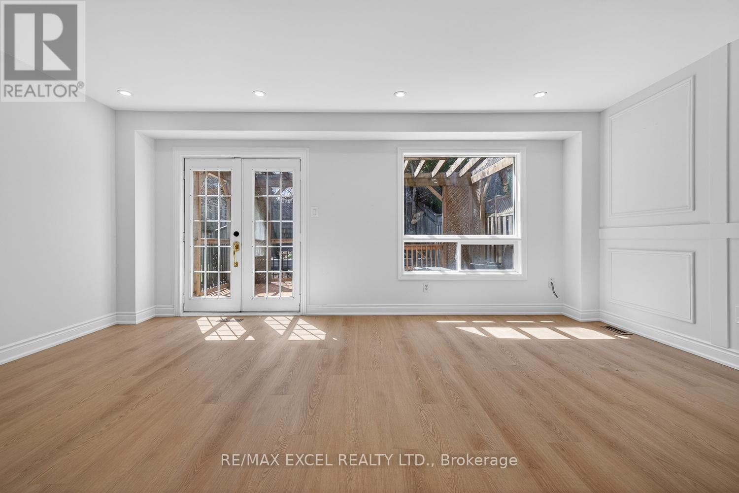 112 OCTOBER LANE, Aurora (Aurora Grove), Ontario, L4G6Z8 — Photo 9