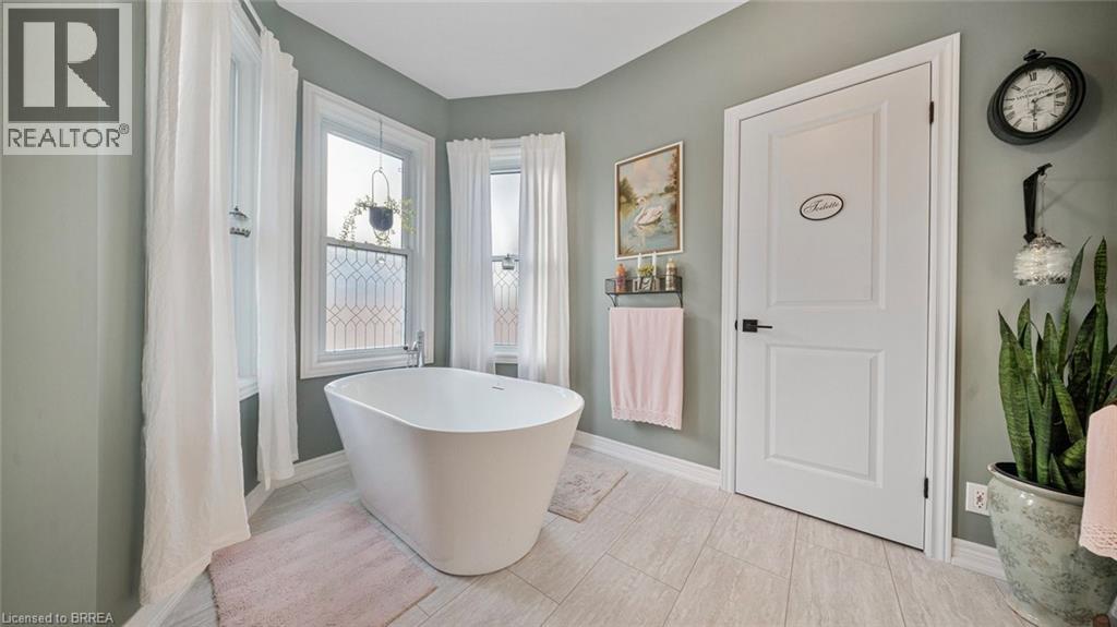 116 EAGLE Avenue, Brantford, Ontario, N3S1Z5 — Photo 9