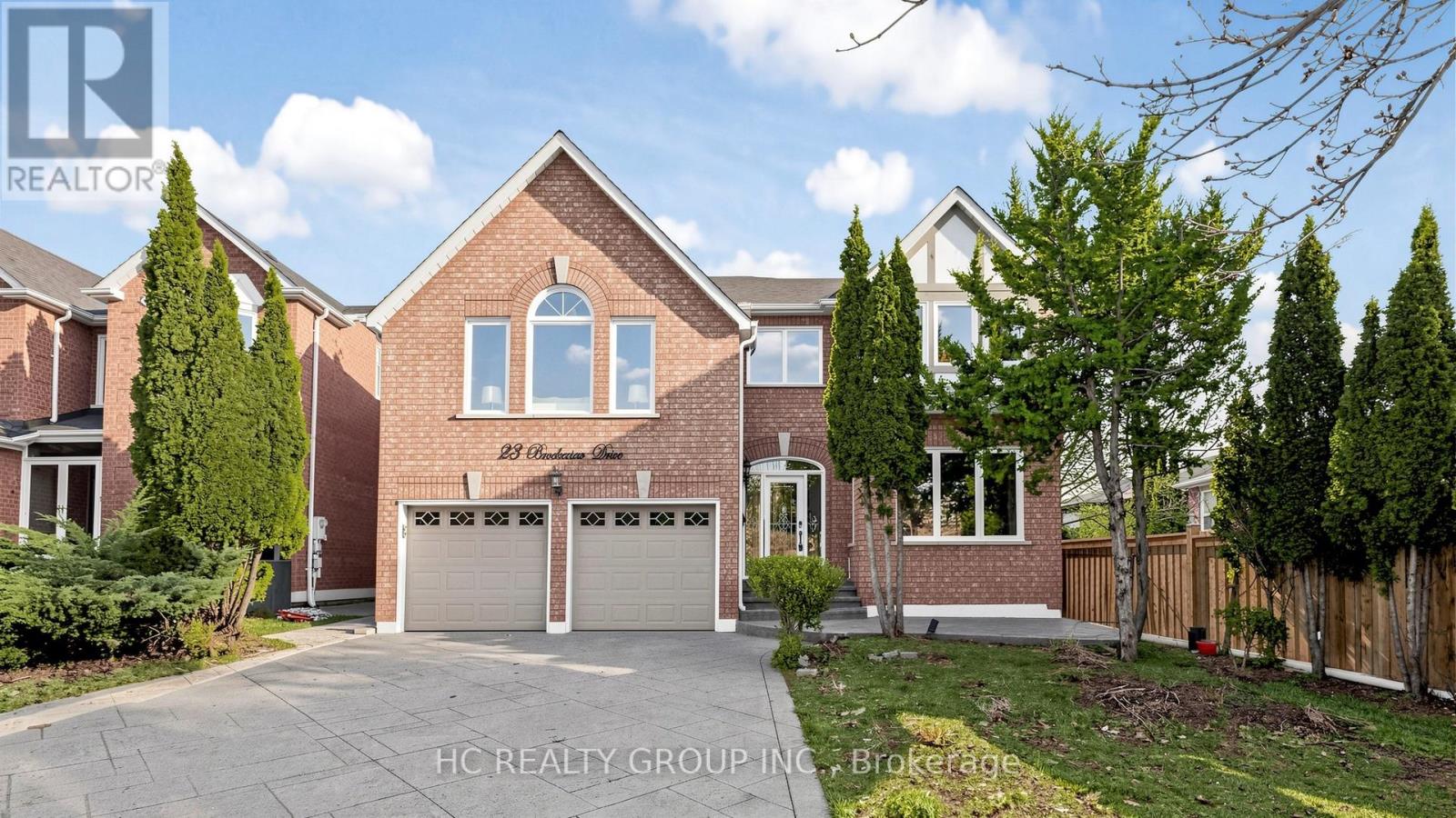 23 BROOKEVIEW DRIVE, Aurora (Aurora Highlands), Ontario, L4G6N1 — Photo 2