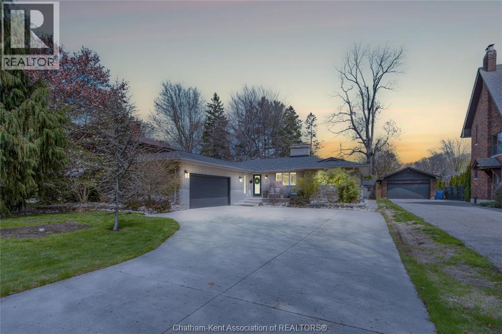 323 VICTORIA AVENUE, Chatham, Ontario, N7L3B1 — Photo 3