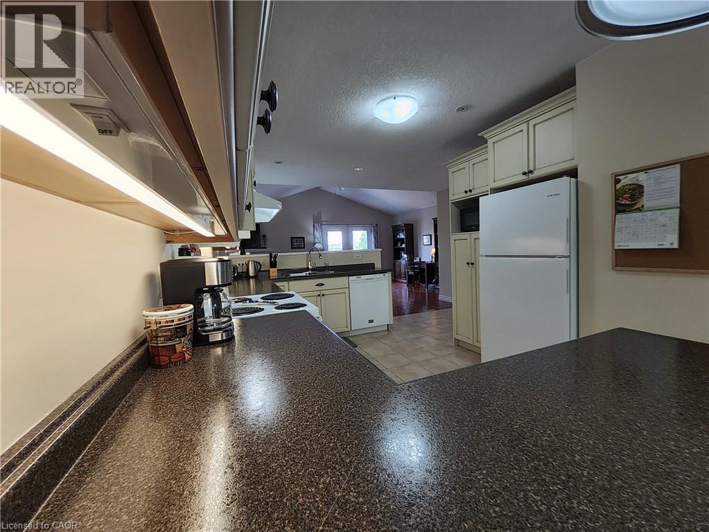 39 DRIFTWOOD Drive, Simcoe, Ontario, N3Y0A3 — Photo 6