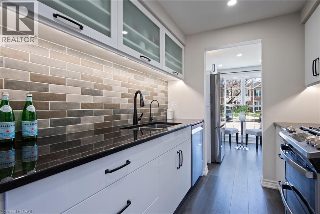 465 WOOLWICH Street Unit# 9, Waterloo, Ontario, N2K3S4 — Photo 9