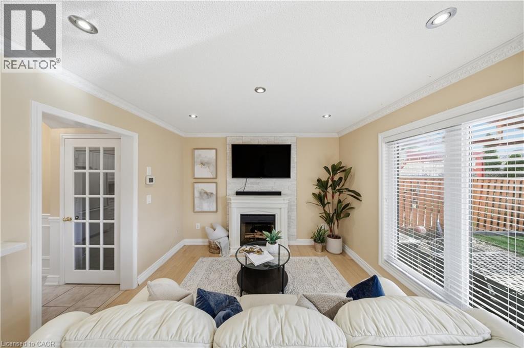 1386 QUEST Circle, Mississauga, Ontario, L5N8B5 — Photo 11