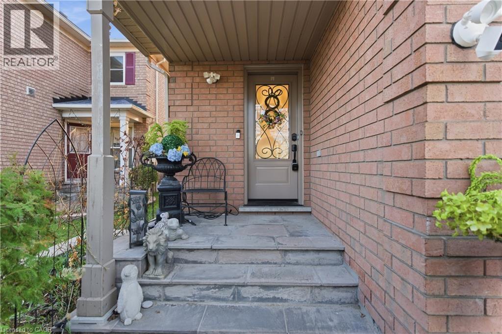 1386 QUEST Circle, Mississauga, Ontario, L5N8B5 — Photo 3