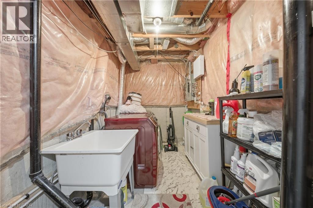 1386 QUEST Circle, Mississauga, Ontario, L5N8B5 — Photo 32