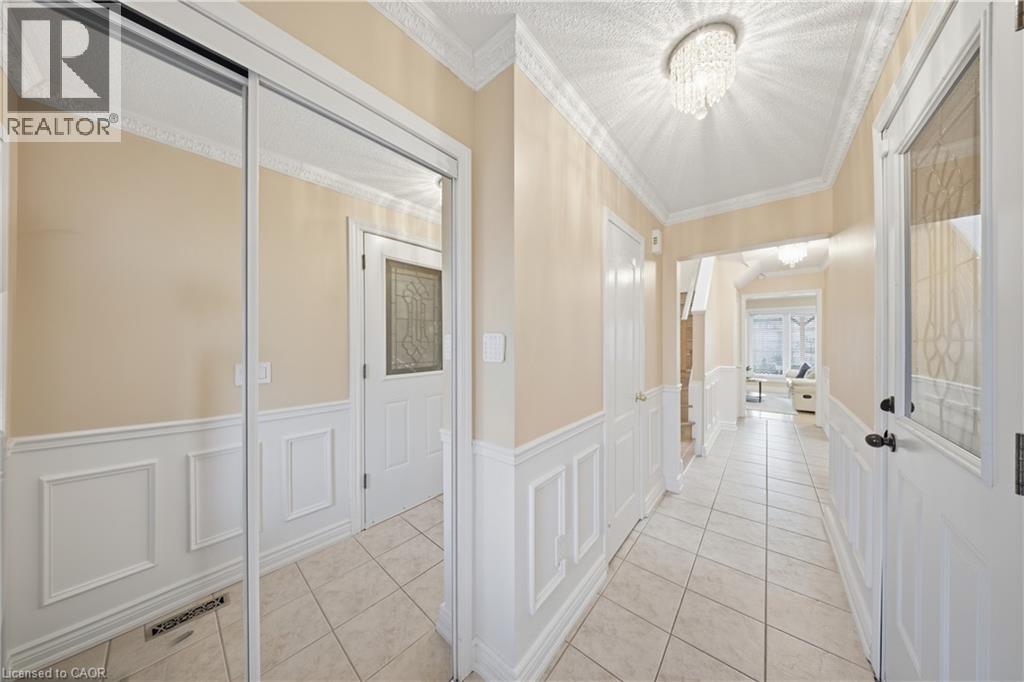 1386 QUEST Circle, Mississauga, Ontario, L5N8B5 — Photo 6