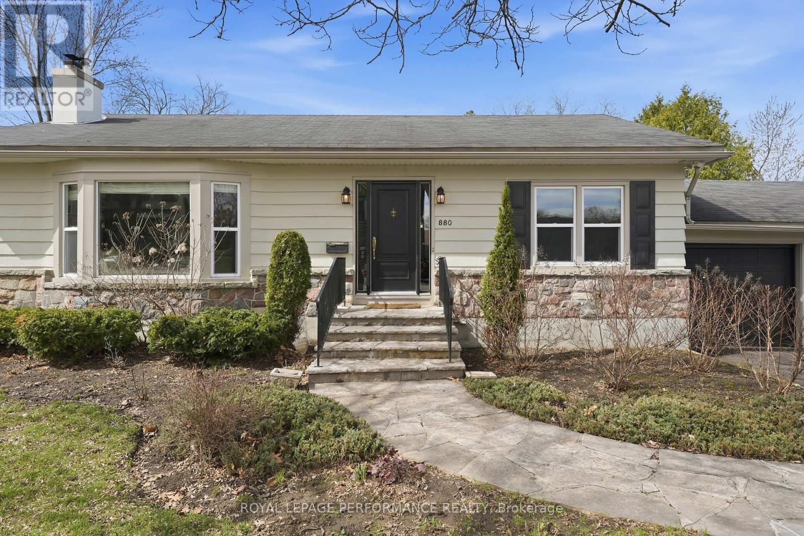 880 MELWOOD AVENUE, Ottawa, Ontario, K2A3C3 — Photo 6