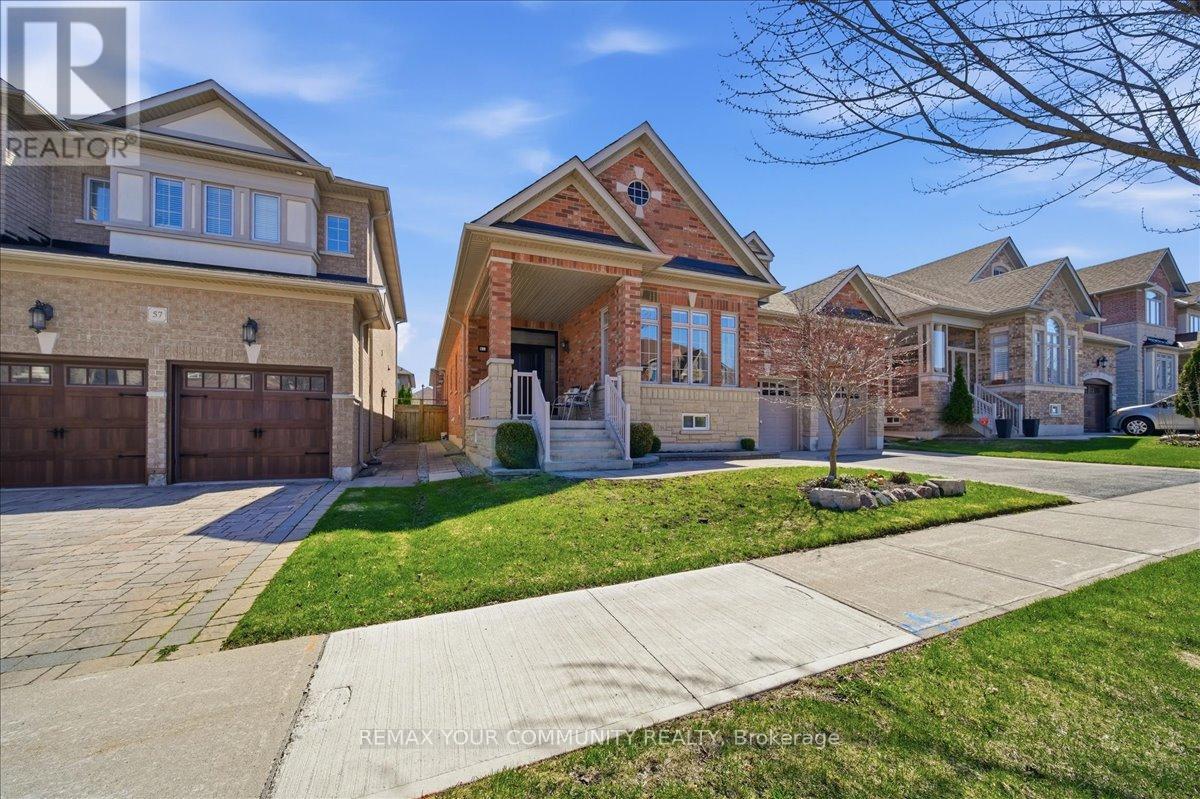 51 TONNER CRESCENT, Aurora, Ontario, L4G0G6 — Photo 3