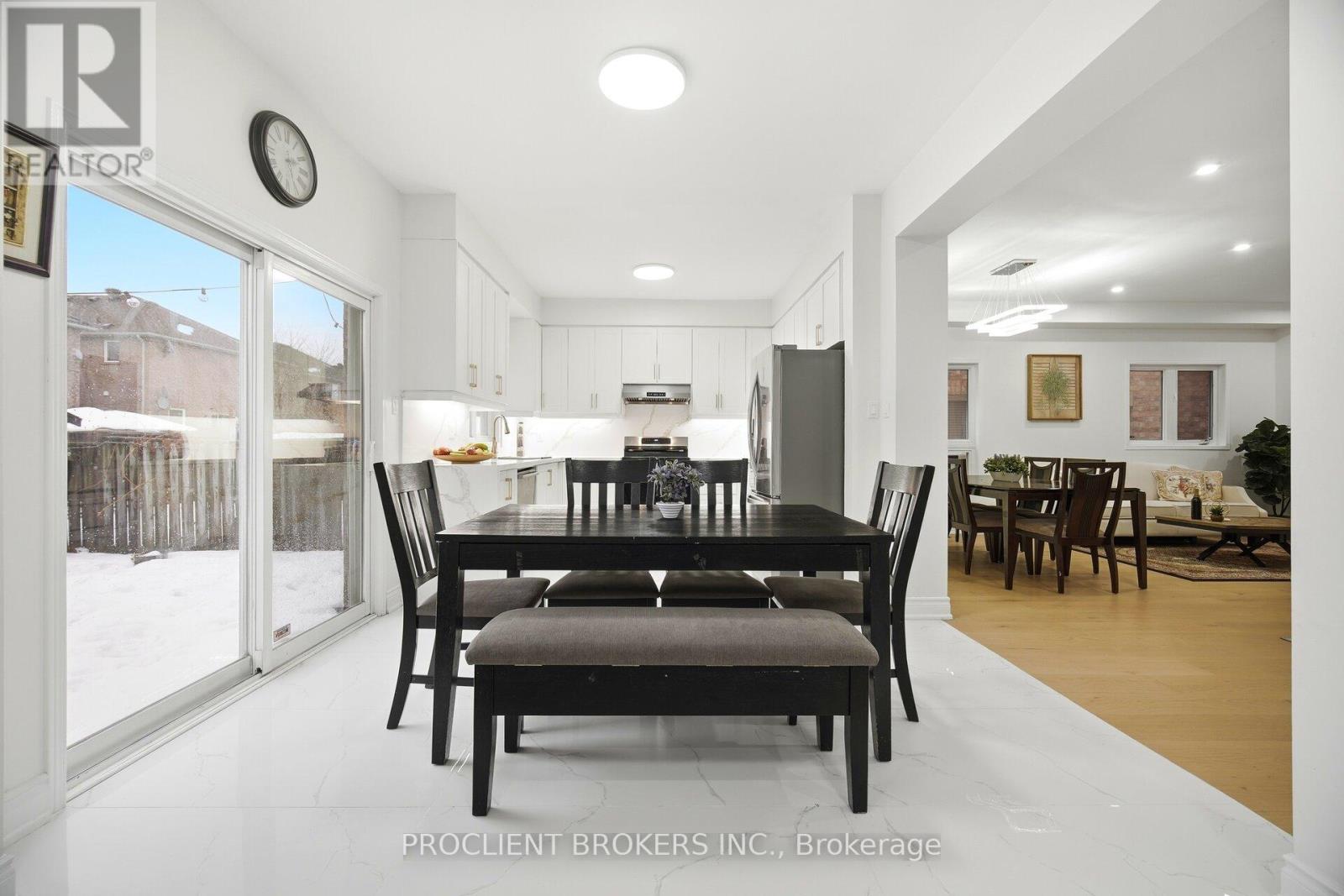 459 PETTIT TRAIL, Milton (CL Clarke), Ontario, L9T6N9 — Photo 11