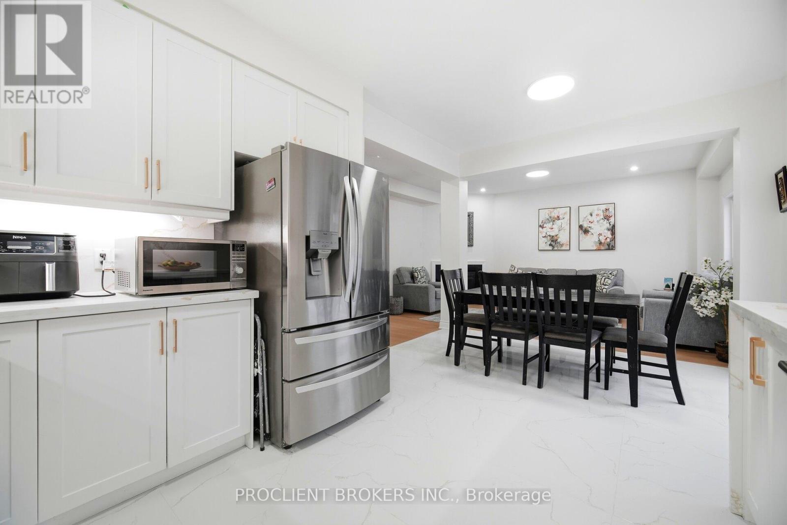 459 PETTIT TRAIL, Milton (CL Clarke), Ontario, L9T6N9 — Photo 14