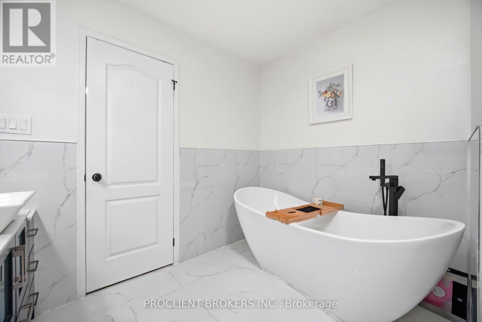 459 PETTIT TRAIL, Milton (CL Clarke), Ontario, L9T6N9 — Photo 35