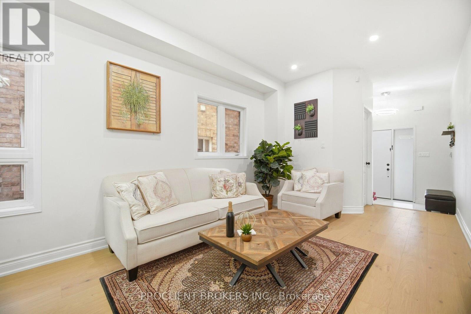 459 PETTIT TRAIL, Milton (CL Clarke), Ontario, L9T6N9 — Photo 6