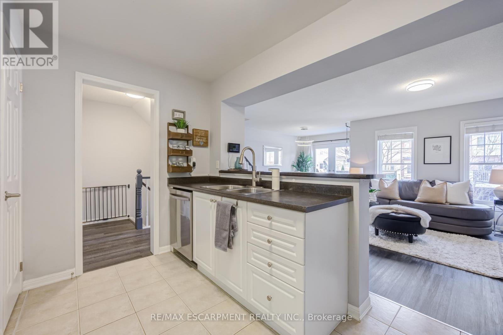766 CHALLINOR TERRACE, Milton (HA Harrison), Ontario, L9T7V5 — Photo 5