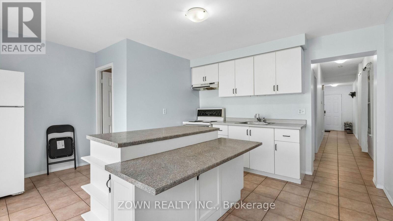 111 HILLYARD STREET, Hamilton (North End), Ontario, L8L6B5 — Photo 10