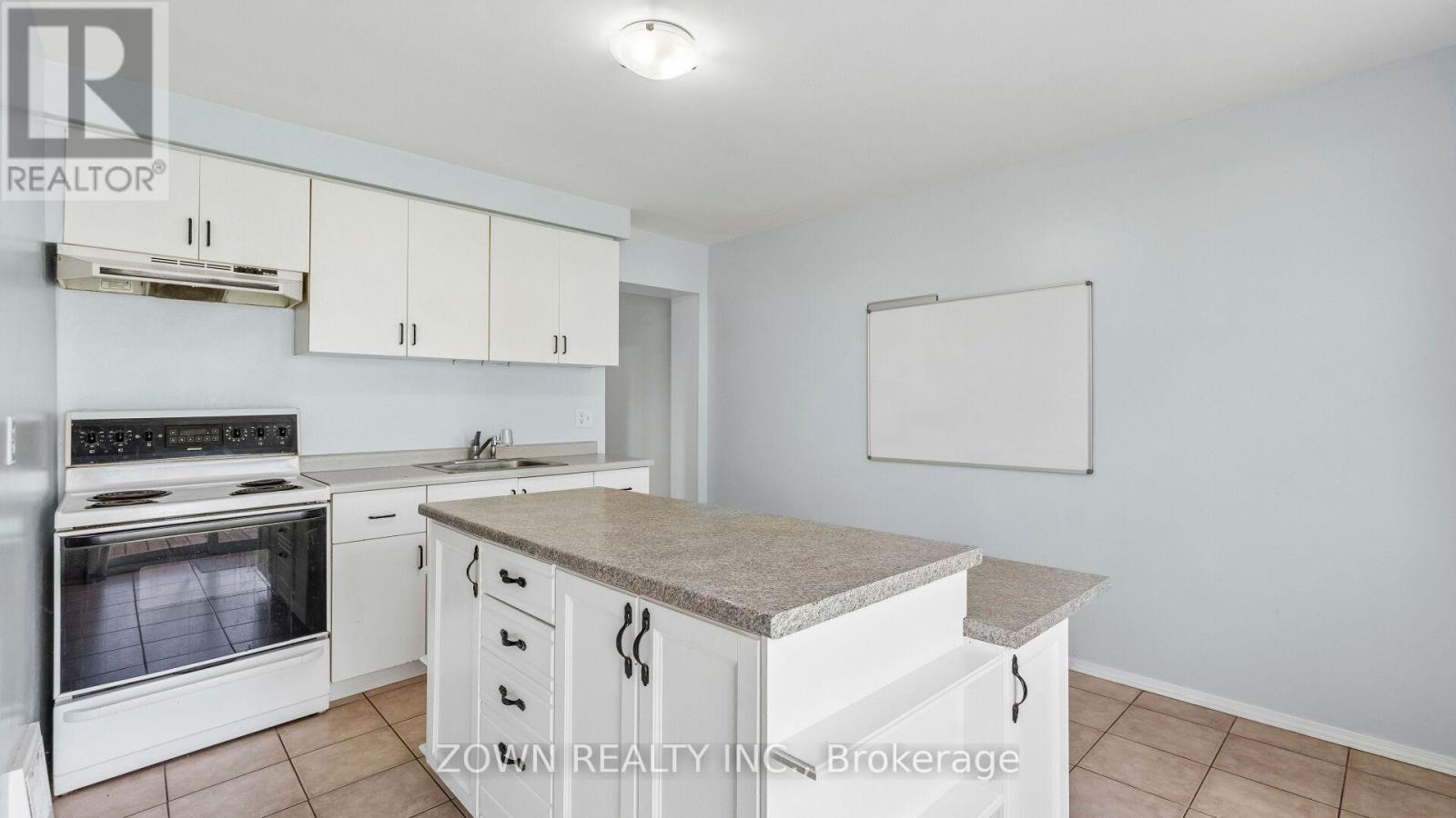 111 HILLYARD STREET, Hamilton (North End), Ontario, L8L6B5 — Photo 12