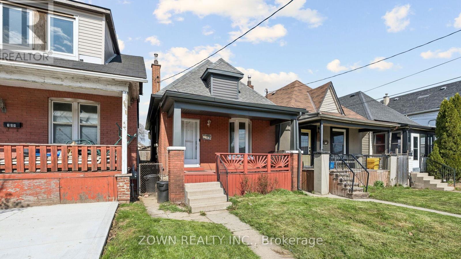 111 HILLYARD STREET, Hamilton (North End), Ontario, L8L6B5 — Photo 2